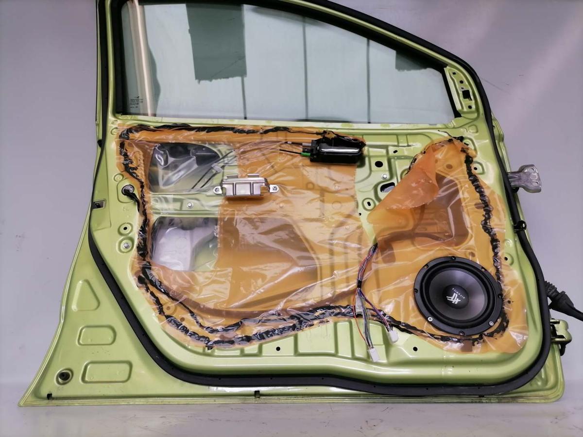 Daihatsu Cuore L276 original Tür vorn links G41 Lime Green BJ07